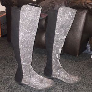 GORGEOUS GLITTER BOOTS!